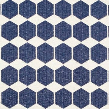 Anna blauer Teppich groß - 150 x 200cm - Brita Sweden